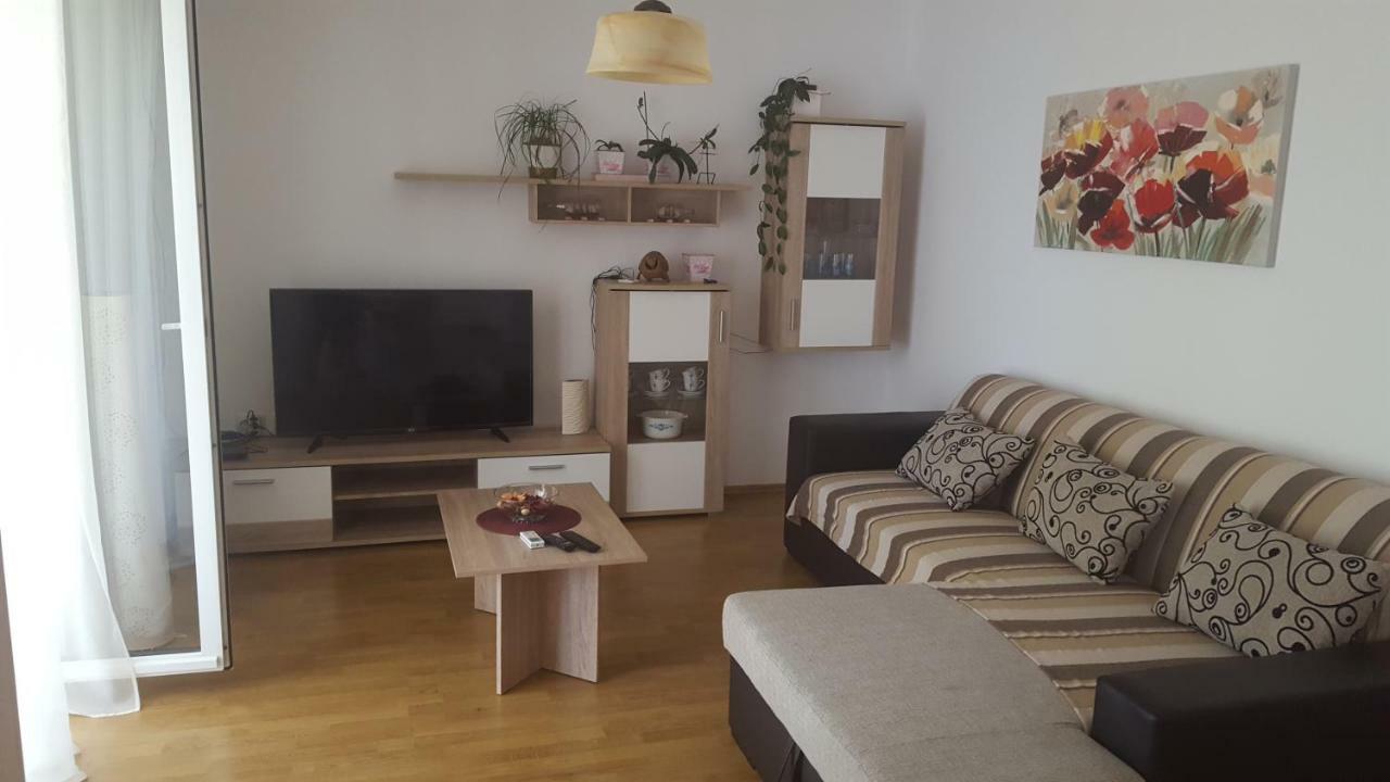 Slavica Apartman *